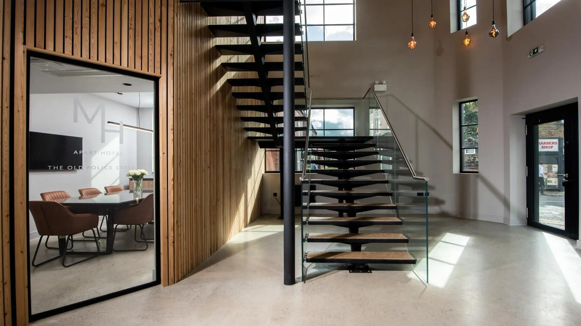 Montgomery House Apart-Hotel Leeds  Leeds (West Yorkshire)